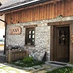 Vandrerhjem Lukna